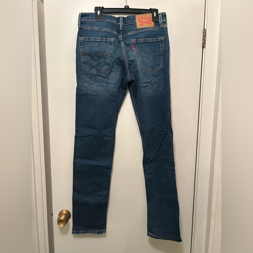 511 Slim Fit Levi Jeans - Picture 3 of 6